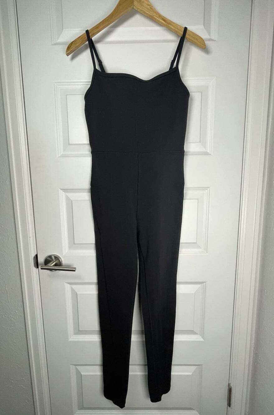 Wilfred Free Aritzia Divinity Jumpsuit Womens M Unitard Bodysuit Gym Stretch EUC